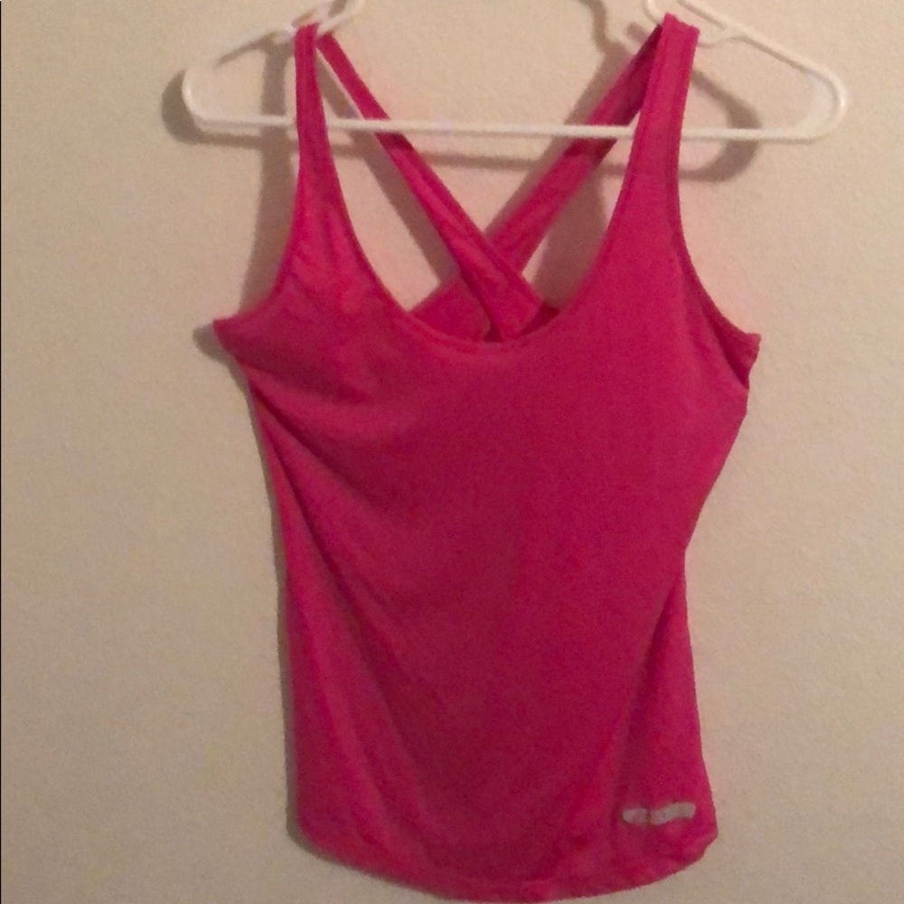 ASICS women s workout tank top